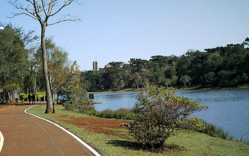 Céu à vista! Cascavel ‘descobre’ um dia de sol e nuvens neste 22 de abril