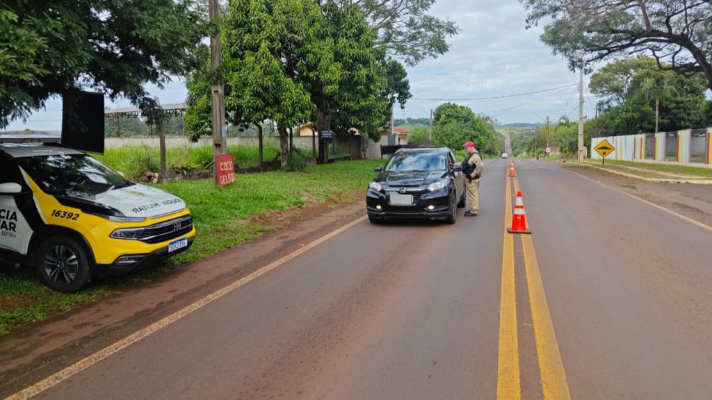 Fiscalização nas rodovias da região resulta em autuações por álcool, velocidade e irregularidades Fiscalização nas rodovias da região resulta em autuações por álcool, velocidade e irregularidades