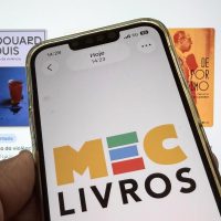 Imagem referente a MEC Livros: biblioteca digital já tem mais de meio milhão de usuários