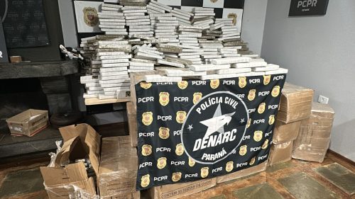 Polícia apreende mais de 1,4 tonelada de maconha e prende suspeito em Cascavel Polícia apreende mais de 1,4 tonelada de maconha e prende suspeito em Cascavel