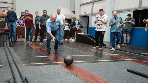 Cascavel moderniza Centro de Bolão e Bocha com novos equipamentos e climatização Cascavel moderniza Centro de Bolão e Bocha com novos equipamentos e climatização