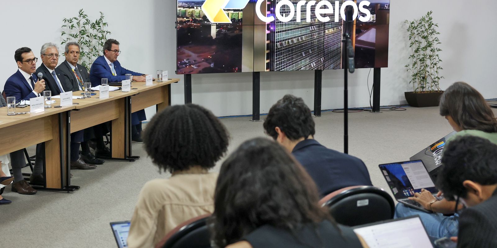 Prejuízo dos Correios chega a R$ 8,5 bilhões em 2025 Prejuízo dos Correios chega a R$ 8,5 bilhões em 2025