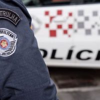 Imagem referente a PM que atirou e matou mulher em SP é suspensa da função