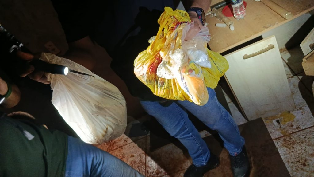 Imagens impressionantes mostram operação da Guarda em ponto suspeito de tráfico no Cancelli Imagens impressionantes mostram operação da Guarda em ponto suspeito de tráfico no Cancelli
