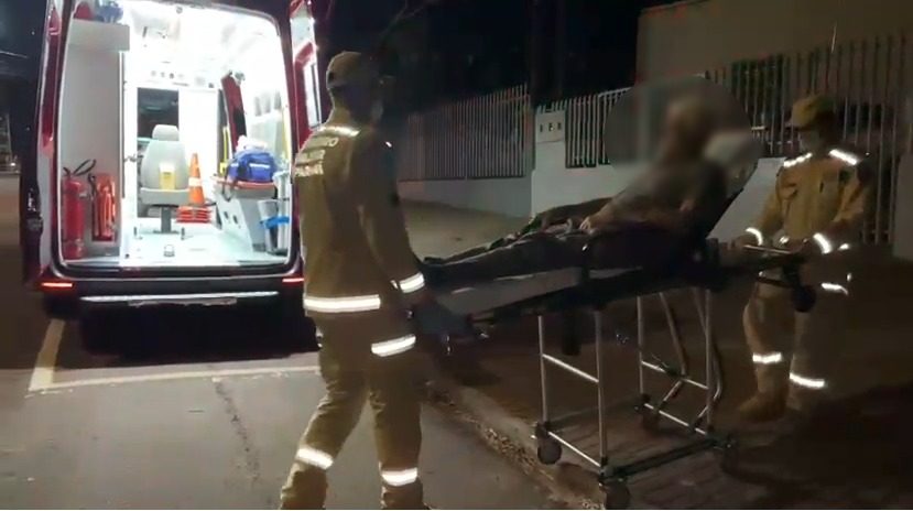 Idoso de 90 anos fica ferido após queda dentro de casa no Cascavel Velho