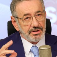 Imagem referente a Ministro diz que país não quer apenas exportar minerais críticos