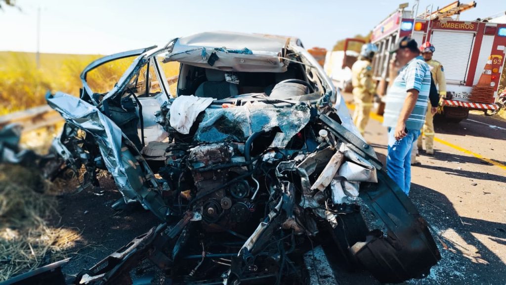 Grave acidente de trânsito é registrado na BR-369, em Cascavel