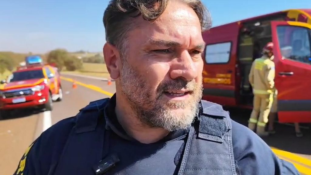 Vítimas gravemente feridas mencionaram criança durante socorro na BR-369, conta PRF