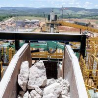 Imagem referente a Terras raras, minerais estratégicos e críticos: entenda as diferenças