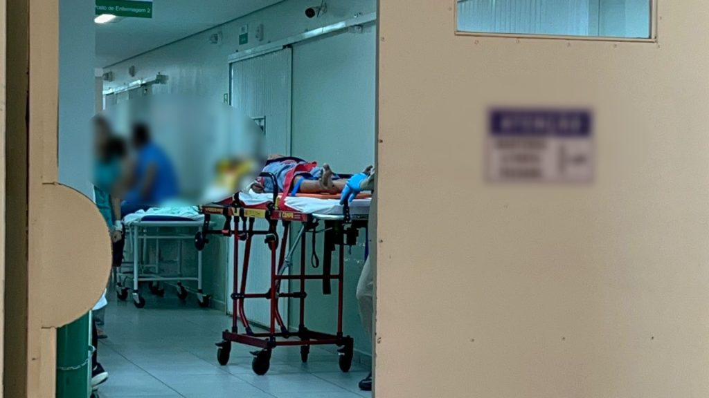 Adolescente sofre fratura após queda de bicicleta no bairro Santa Cruz, em Cascavel Adolescente sofre fratura após queda de bicicleta no bairro Santa Cruz, em Cascavel