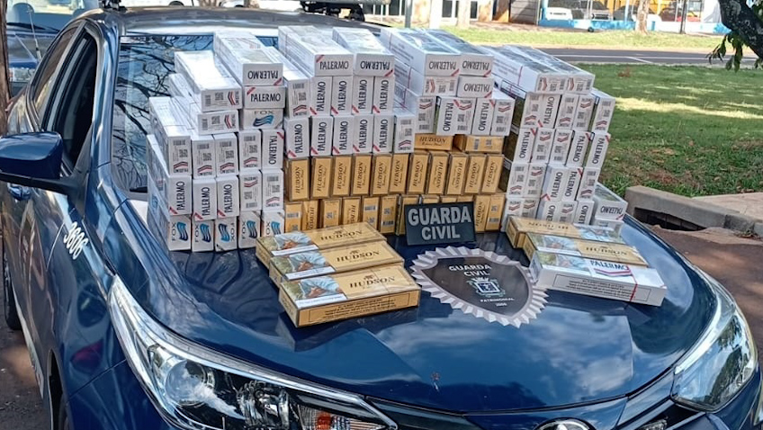 Homem é flagrado com carga de cigarros contrabandeados na rodoviária