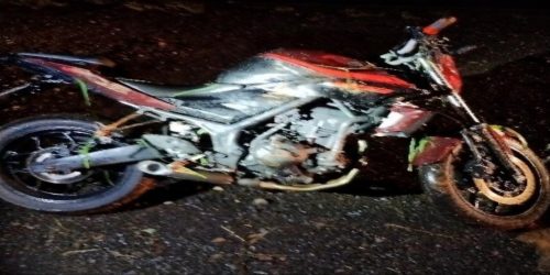 Motocicleta furtada é encontrada escondida em área rural de Coronel Vivida