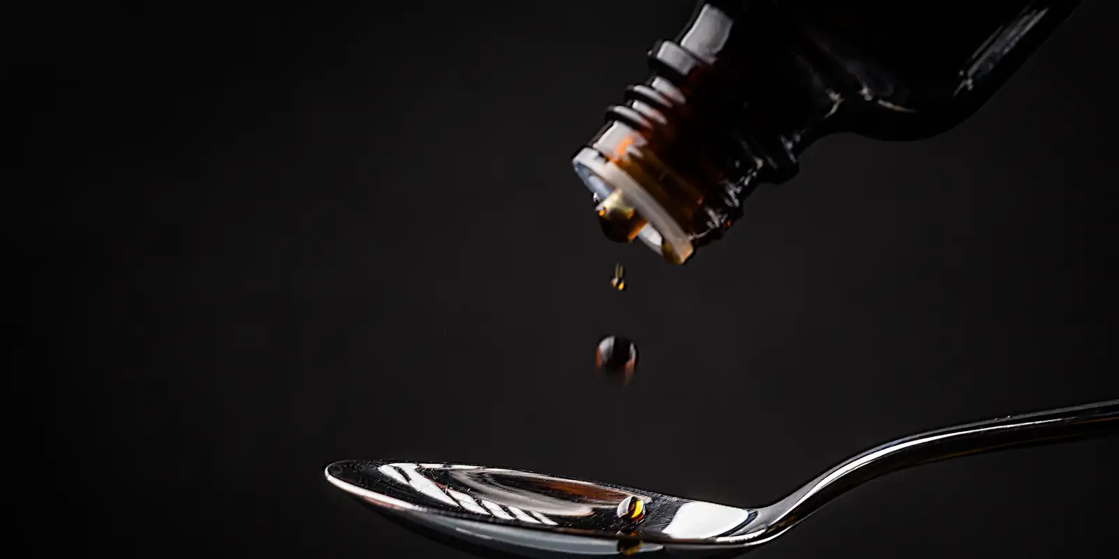 Anvisa suspende venda de xaropes com clobutinol Anvisa suspende venda de xaropes com clobutinol