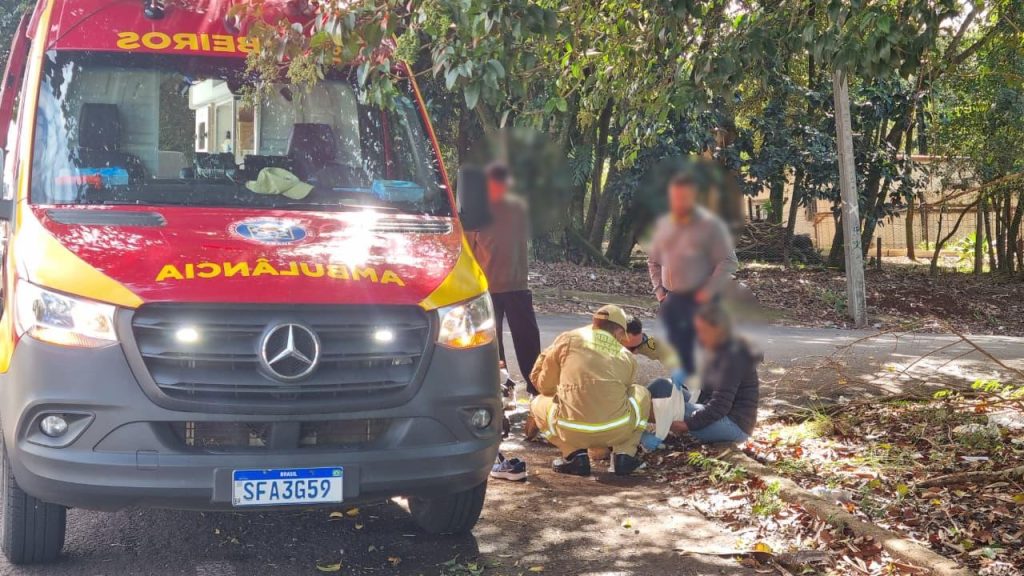 Mulher sofre fratura na perna em acidente de trânsito no Bairro Neva