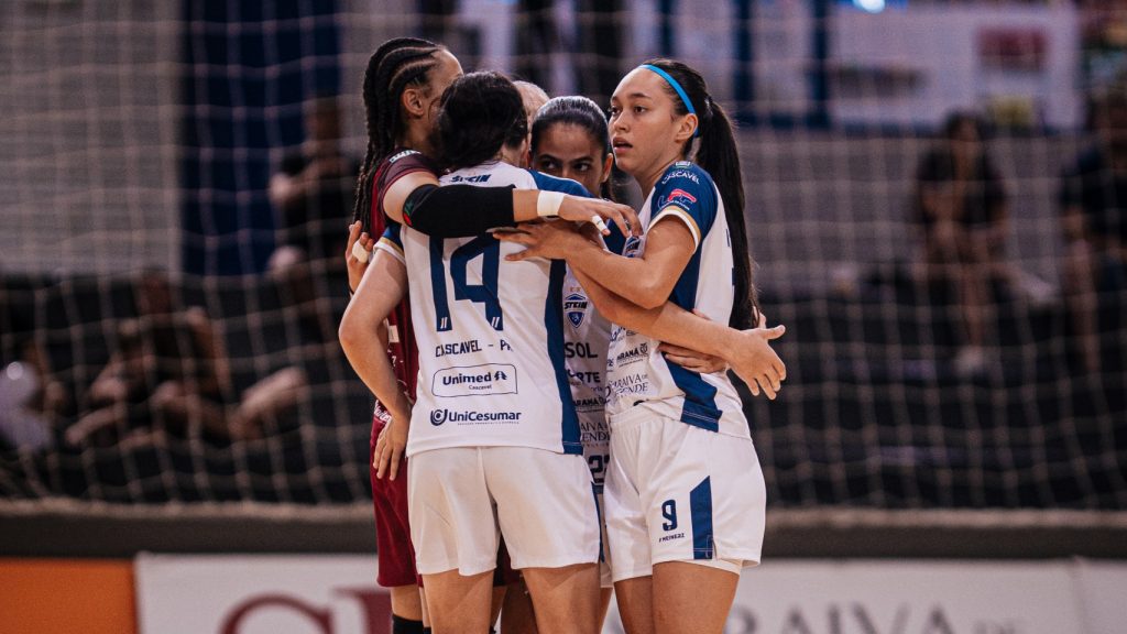 Stein Cascavel goleia o Medianeira por 7×0 e mantém invencibilidade