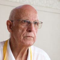 Imagem referente a Na Mesa com Datena recebe padre Júlio Lancellotti nesta terça-feira