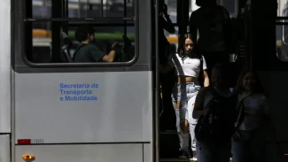 Ônibus urbanos do Rio terão orientações de combate ao assédio