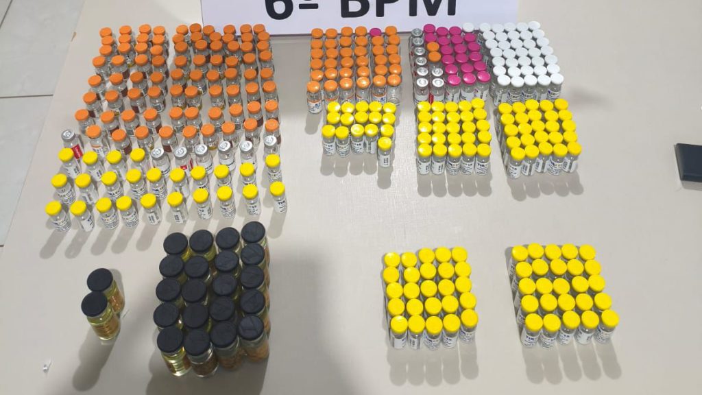 Homem é preso com mais de 300 ampolas de medicamentos contrabandeados