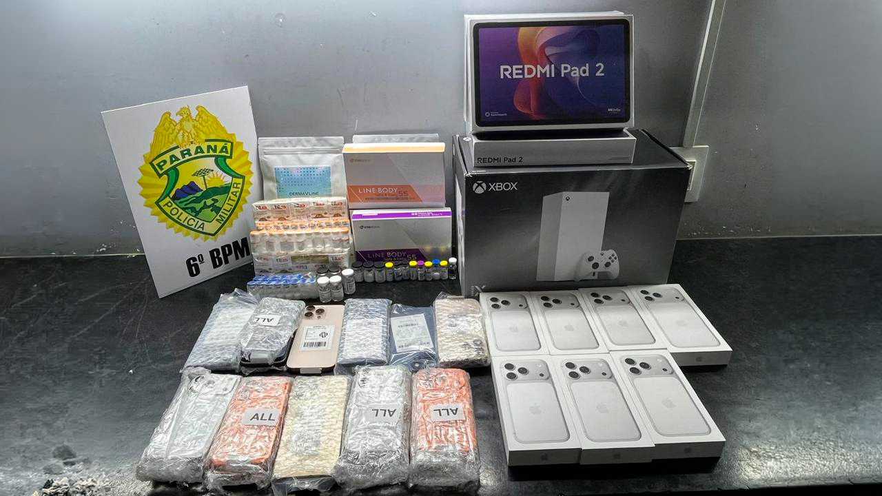 Passageira é flagrada com iPhones, Xbox e medicamentos escondidos no corpo em ônibus na BR-277, em Cascavel