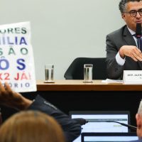 Imagem referente a Câmara instala comissão para analisar PEC do fim da escala 6X1