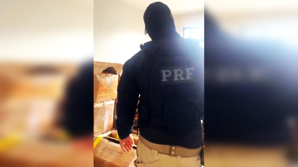 PRF e PM apreendem mais de 1,5 tonelada de maconha em caminhão no Sudoeste
