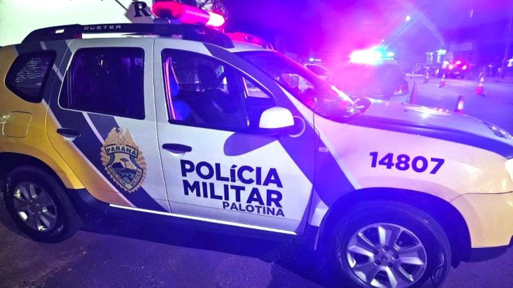 Arrancada com derrapagem leva à prisão de motorista embriagado