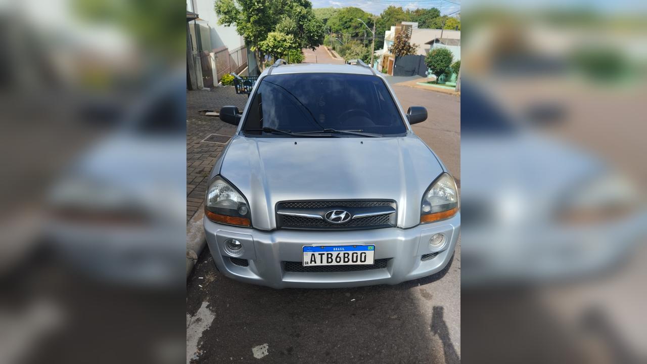 Hyundai Tucson é furtada no Bairro Claudete Imagem referente a Hyundai Tucson é furtada no Bairro Claudete