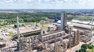 Petrobras volta a produzir ureia em fábrica de fertilizante no Paraná