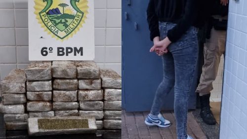 Jovem tenta chegar em SP com 25 kg de maconha na mala mas é presa na Rodoviária de Cascavel