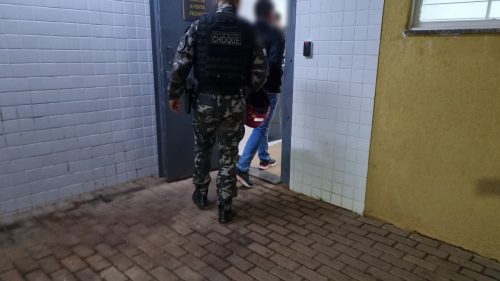 Procurado por homicídio é preso no Periolo