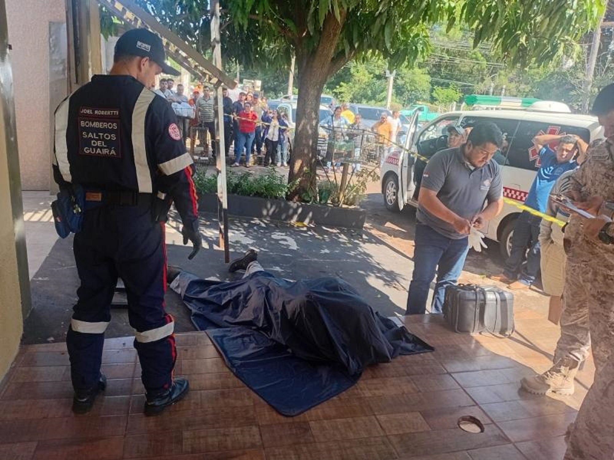 Trabalhador morre eletrocutado durante serviço em portão em Salto del Guairá Imagem referente a Trabalhador morre eletrocutado durante serviço em portão em Salto del Guairá