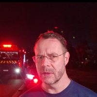 Imagem referente a Dr. André Schier confirma duas mortes após grave acidente na Av. Tancredo Neves