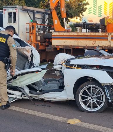 Imagem referente a Veja como ficou Audi A4 após acidente fatal que resultou em duas mortes em Cascavel