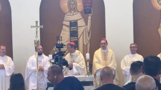 Santa Missa reúne fiéis e autoridades na Festa do Trabalhador em Cascavel