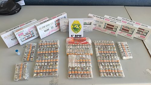Contrabando é flagrado pela PM e 230 medicamentos ilegais são apreendidos na BR-277 em Cascavel