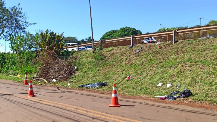 Motociclista morre após perder controle e colidir contra guard-rail na BR-277, em Medianeira Imagem referente a Motociclista morre após perder controle e colidir contra guard-rail na BR-277, em Medianeira
