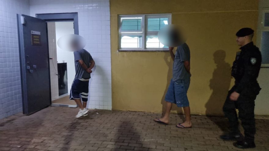 Perseguição termina com dois detidos após fuga de abordagem em Cascavel