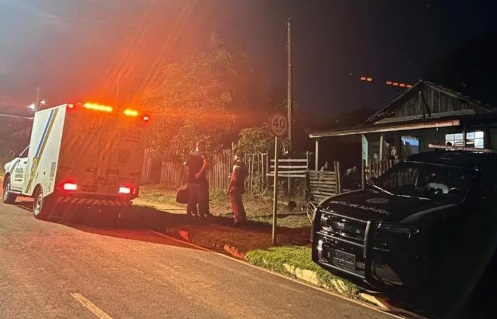 Confronto em Icaraíma termina com suspeito morto e duas mulheres detidas Confronto em Icaraíma termina com suspeito morto e duas mulheres detidas