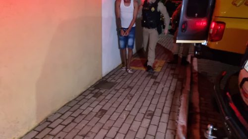 Homem é detido por importunação sexual contra adolescente em Cascavel Homem é detido por importunação sexual contra adolescente em Cascavel