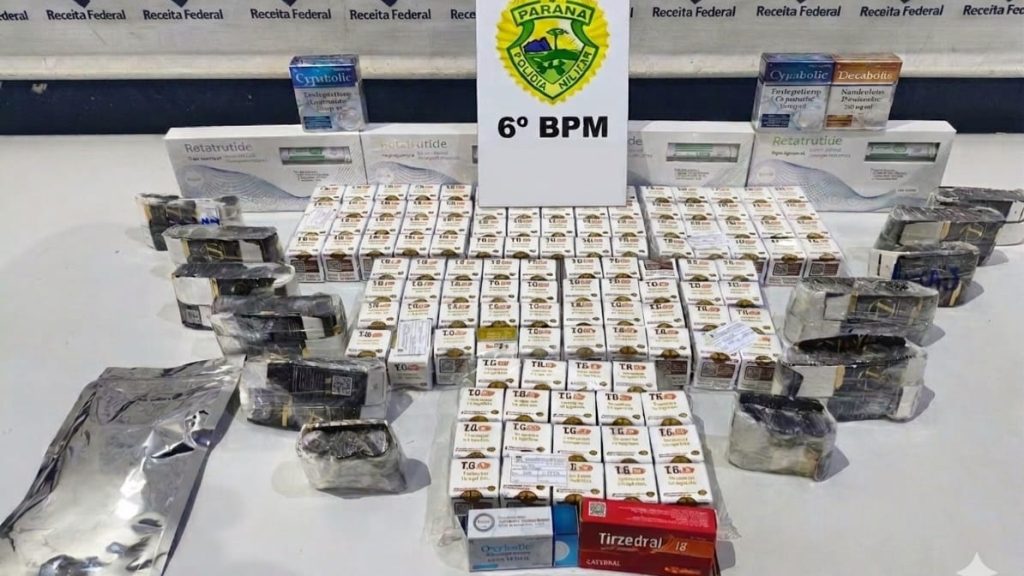 Caminhoneiro encontra sacolas com medicamentos contrabandeados em Cascavel