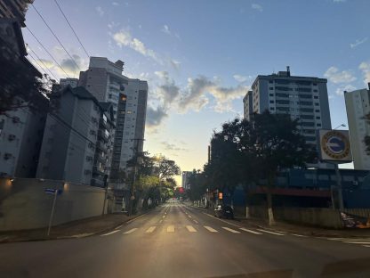 Domingo de nuvens, carinho e planos secretos: o clima neste 3 de maio Domingo de nuvens, carinho e planos secretos: o clima neste 3 de maio