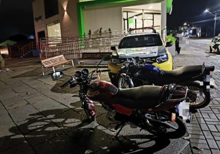 Mais de 170 multas e motocicletas irregulares apreendidas em uma noite Mais de 170 multas e motocicletas irregulares apreendidas em uma noite