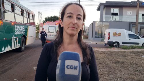 Moradora pede sinalização em local de acidente que deixou mãe e filha feridas