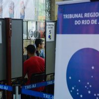 Imagem referente a TRE-RJ amplia horário de atendimento em postos do estado