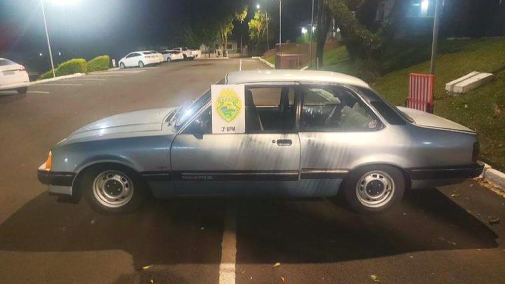 Motorista é preso por embriaguez ao volante após teste apontar 0,57 mg/l