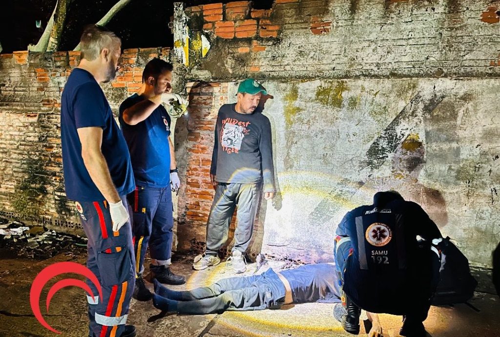 Homem encontrado morto em via pública havia recusado atendimento do SAMU