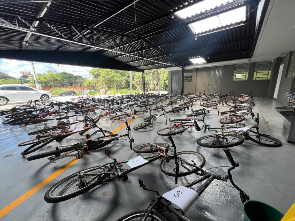 Mais de 70 bicicletas apreendidas em Cascavel aguardam retirada; donos têm até 30 de maio