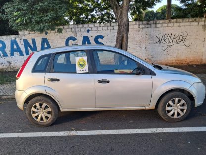 Polícia Militar recupera carro furtado com placas adulteradas perto da Ponte da Amizade