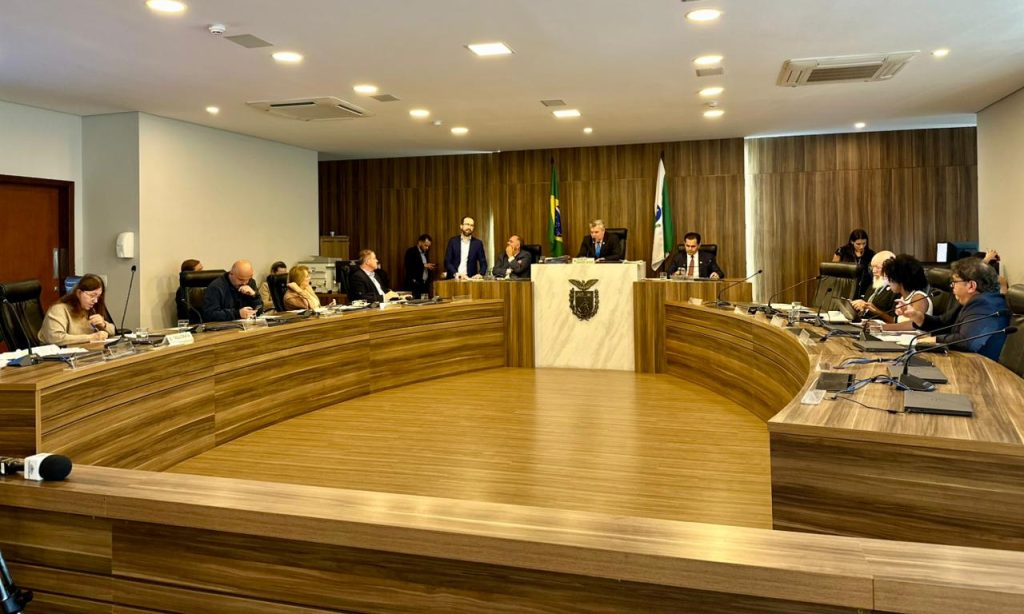 Ao vivo: Conselho de Ética da ALEP inicia análise de sete casos envolvendo deputado Renato Freitas
