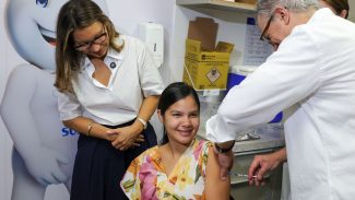 Brasil vacina mais de 1 milhão de gestantes contra VSR em bebês